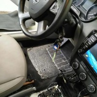 斯柯达明锐车内异味不散 车主怀疑隔音棉是黑心棉