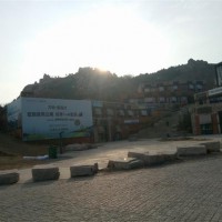 青岛小镇半山别墅一半成了地下室 万科阳光宣言被指不阳光