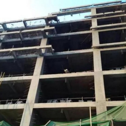 万科翡翠长江违法拆除现有楼体 凤仪帝景小区业主恐慌