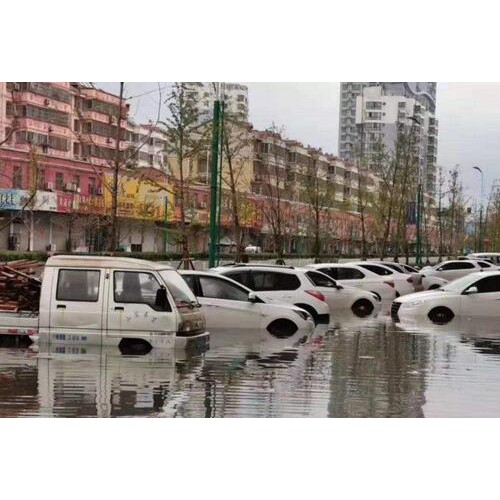 枣庄临沂遭遇暴雨部分区域被淹 8岁儿童被压抢救无效身亡