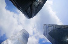 北京深圳东莞等城市加码限售 年内楼市调控近100次