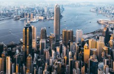 香港房企新世界发展将试点5折卖房 300套住宅试点